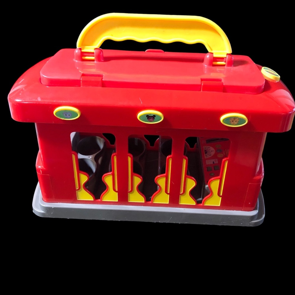 Daniel Tiger’s Neighborhood Trolley 2015 Sounds/Lights work